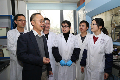 南開大學(xué)周其林院士團(tuán)隊(duì)成果斬獲國(guó)家自然科學(xué)獎(jiǎng)一等獎(jiǎng)，彰顯基礎(chǔ)研究原始創(chuàng)新力量